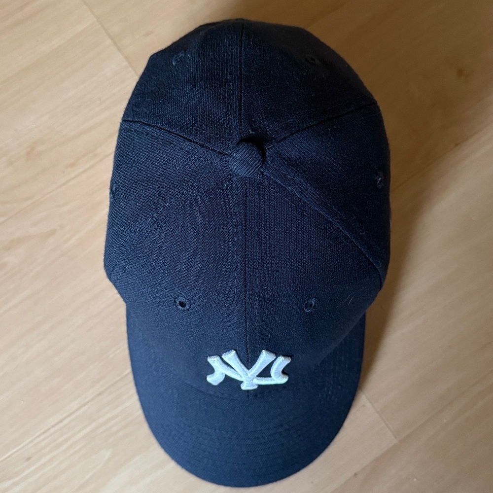 TEAM CLASSIC NEW ERA MLB NEW YORK YANKEES BASEBALL CAP HAT NAVY & WHITE SIZE M-L - Picture 7 of 13